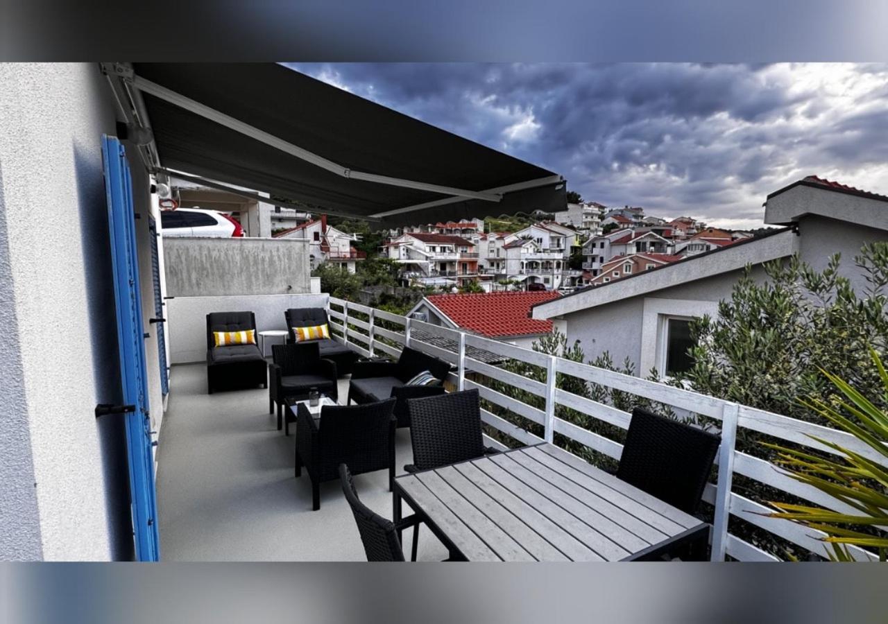 Apartment Tina Trogir Exterior foto