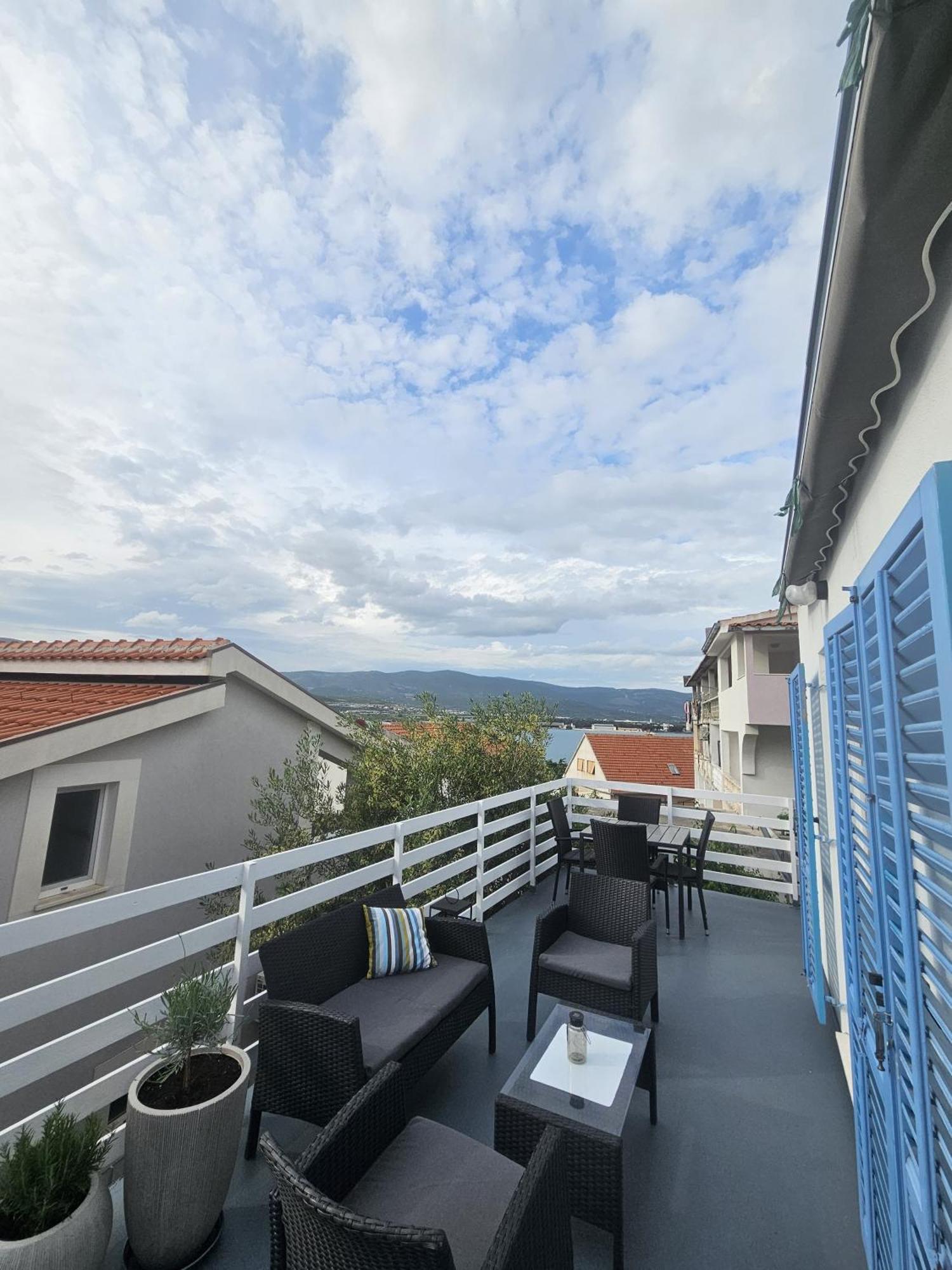 Apartment Tina Trogir Exterior foto
